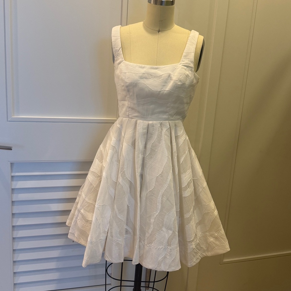 🩷Aje 🩷White Sleeveless Pleated Mini Dress